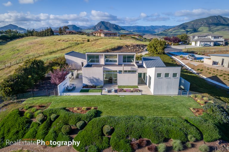 0042 Rear of Home Web Portfolio 2019 768x511