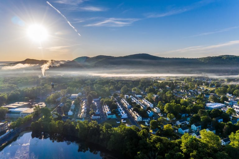 62558704 2413040988718441 1819996540618407936 o 768x512