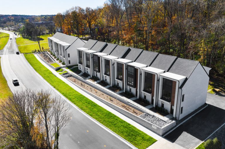 6TeenOnCentralarchitecturephoto 768x511