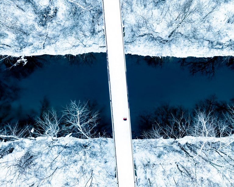 Harpeth River bridge covered in snow photographed by Andrew Keithly 768x614
