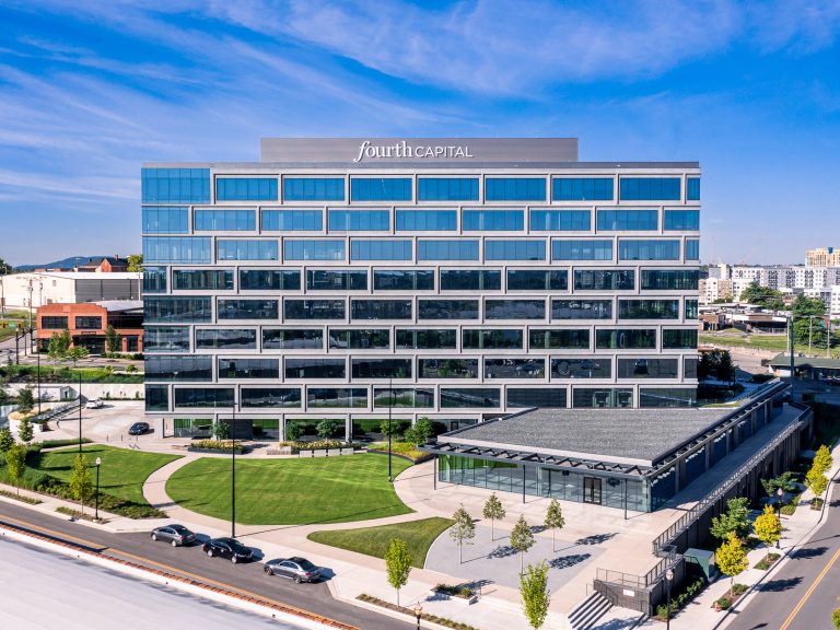 Peabody Plaza photographed for Barge Cauthen by Andrew Keithly 768x576