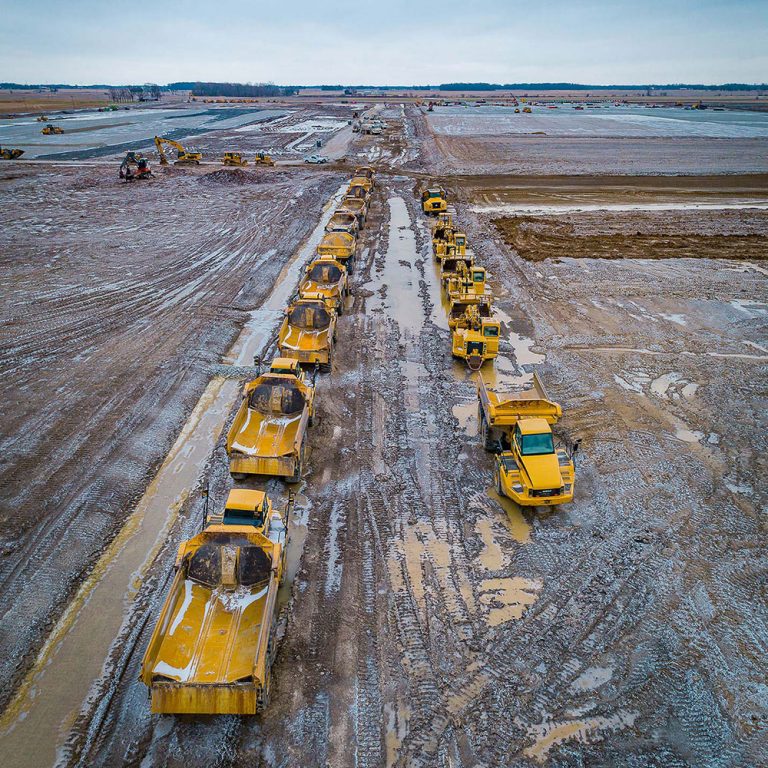 construction dump trucks 768x768