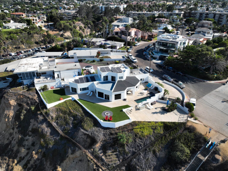 909541FA ABCE 4C9D AA08 670861A6EDE0 1 102 o 768x575